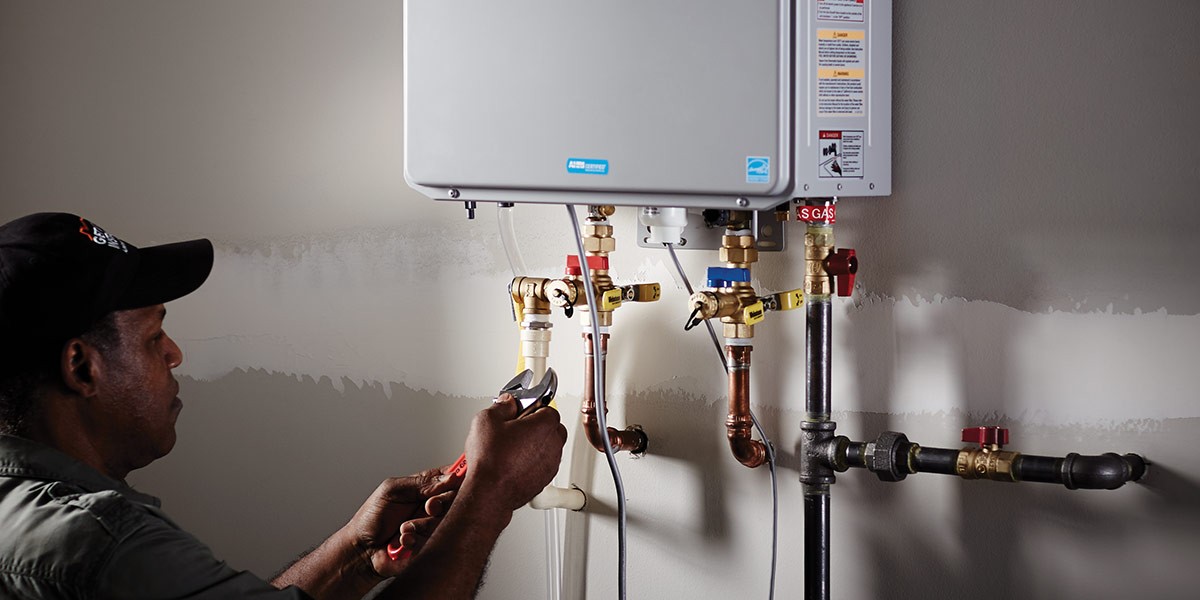 Installation d’un chauffe-eau sans réservoir